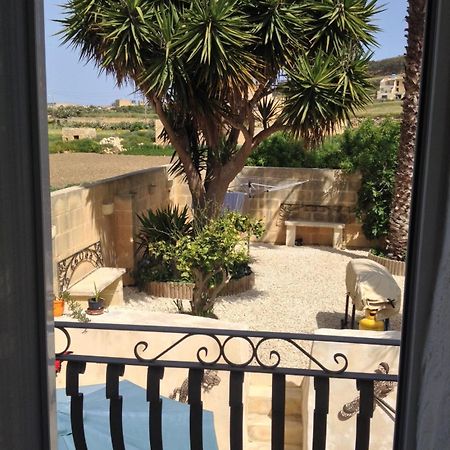 Anna Karistu Accommodation Kerċem Esterno foto